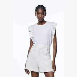 Zara T-Shirt With Gold Buttons - Size L  0858/460